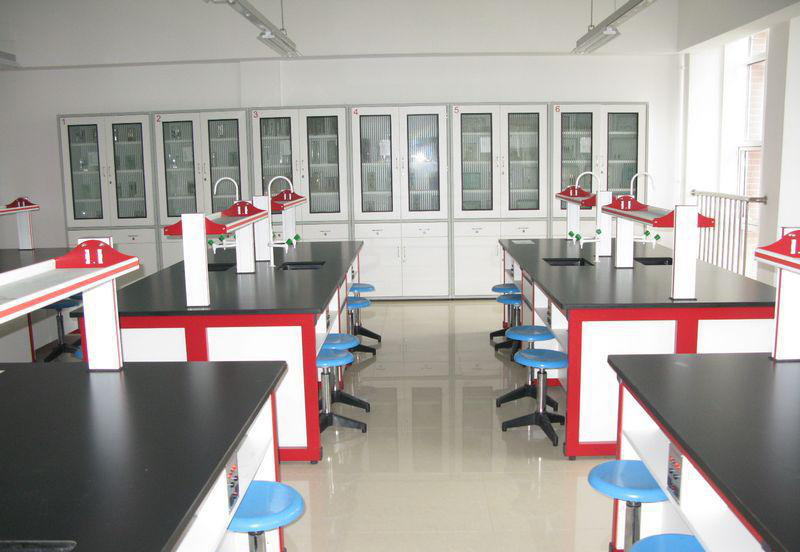 如何選擇實驗室環(huán)保系統(tǒng)？